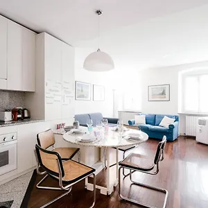 Downtown Como-porta Torre Flat Apartment Como